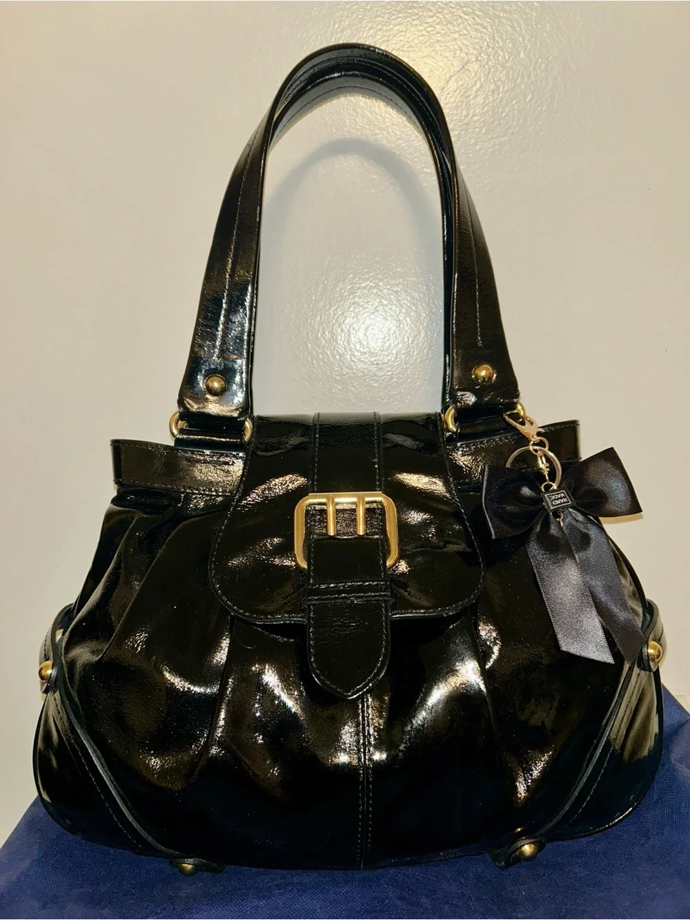 DOONEY & BOURKE HAYDEN BLACK PATENT LEATHER LG HOBO TOTE BAG. LIMITED Edition